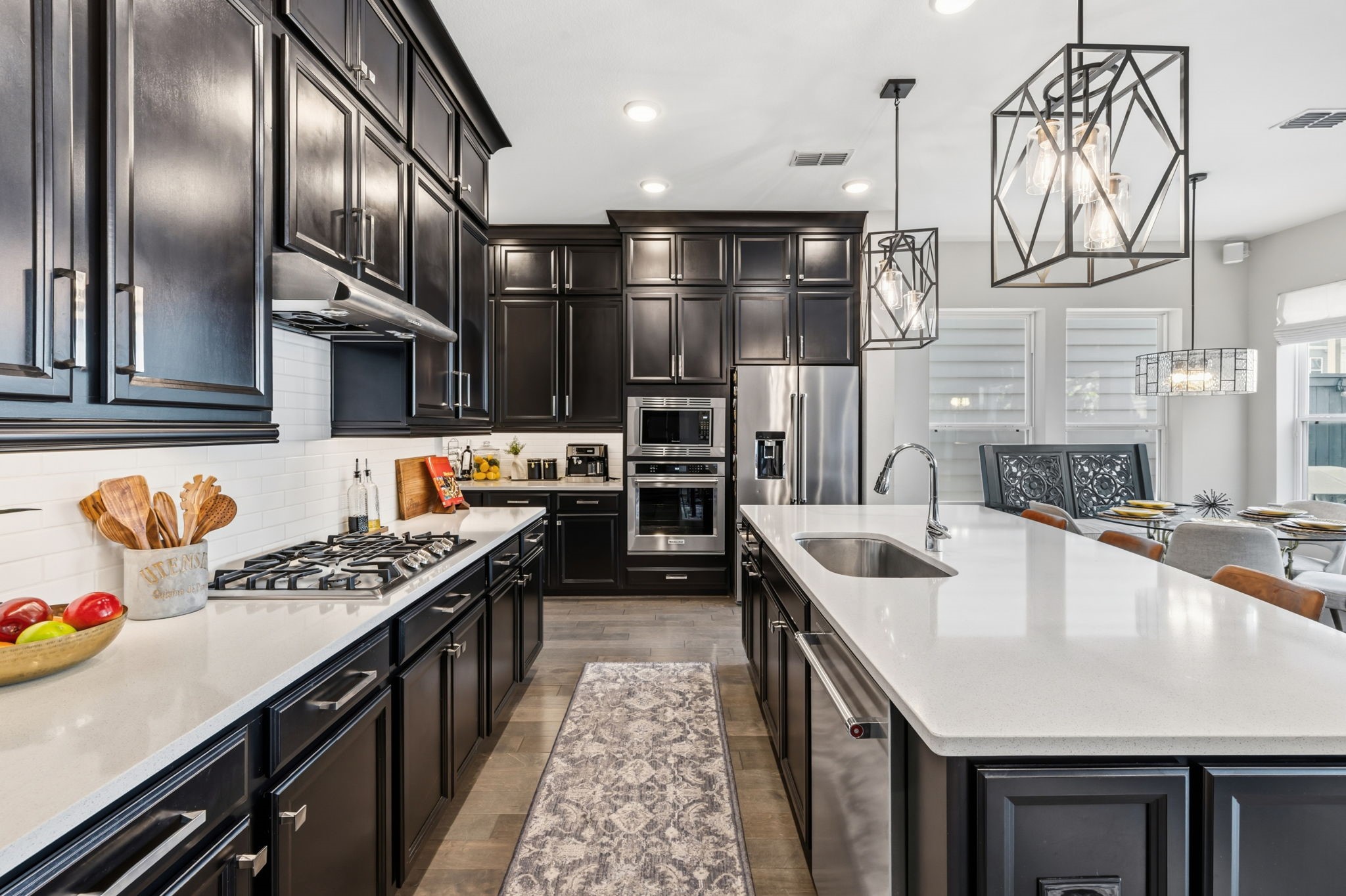 1423 Biondo Way Houston, TX 77008 - Photo 15 of 50