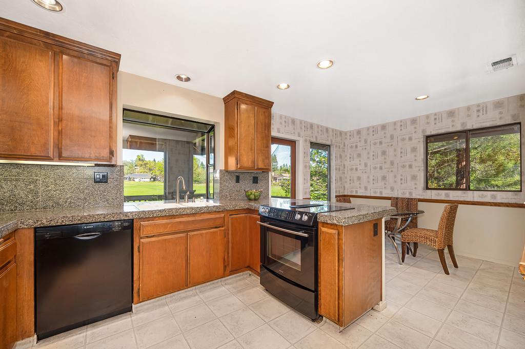 6911 Pescado Circle Rancho Murieta, CA 95683 - Photo 14 of 64