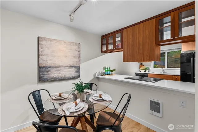 $319,000 | 14206 Northeast 181st Place, Unit L102, Woodinville, WA 98072