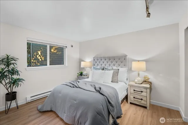 $319,000 | 14206 Northeast 181st Place, Unit L102, Woodinville, WA 98072