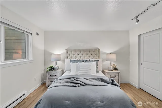 $319,000 | 14206 Northeast 181st Place, Unit L102, Woodinville, WA 98072