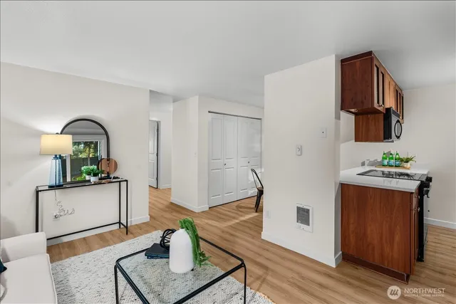 $319,000 | 14206 Northeast 181st Place, Unit L102, Woodinville, WA 98072