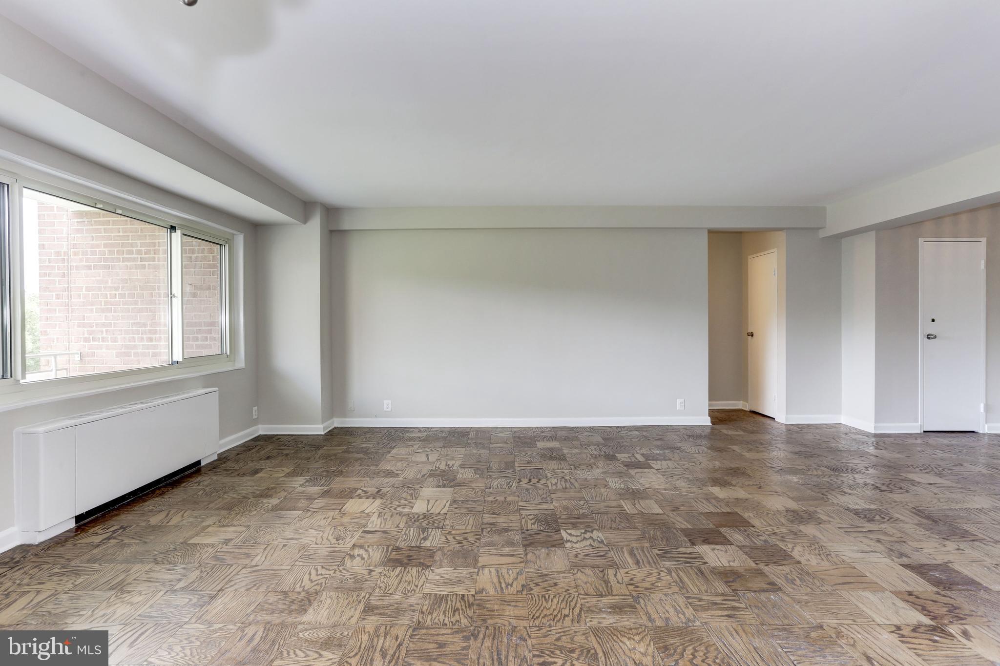 4201 Cathedral Avenue Northwest, Unit 916W Washington, DC 20016 - Photo 2 of 27