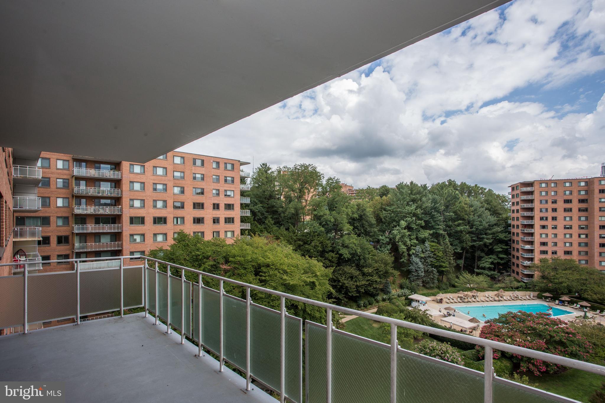 4201 Cathedral Avenue Northwest, Unit 916W Washington, DC 20016 - Photo 7 of 27