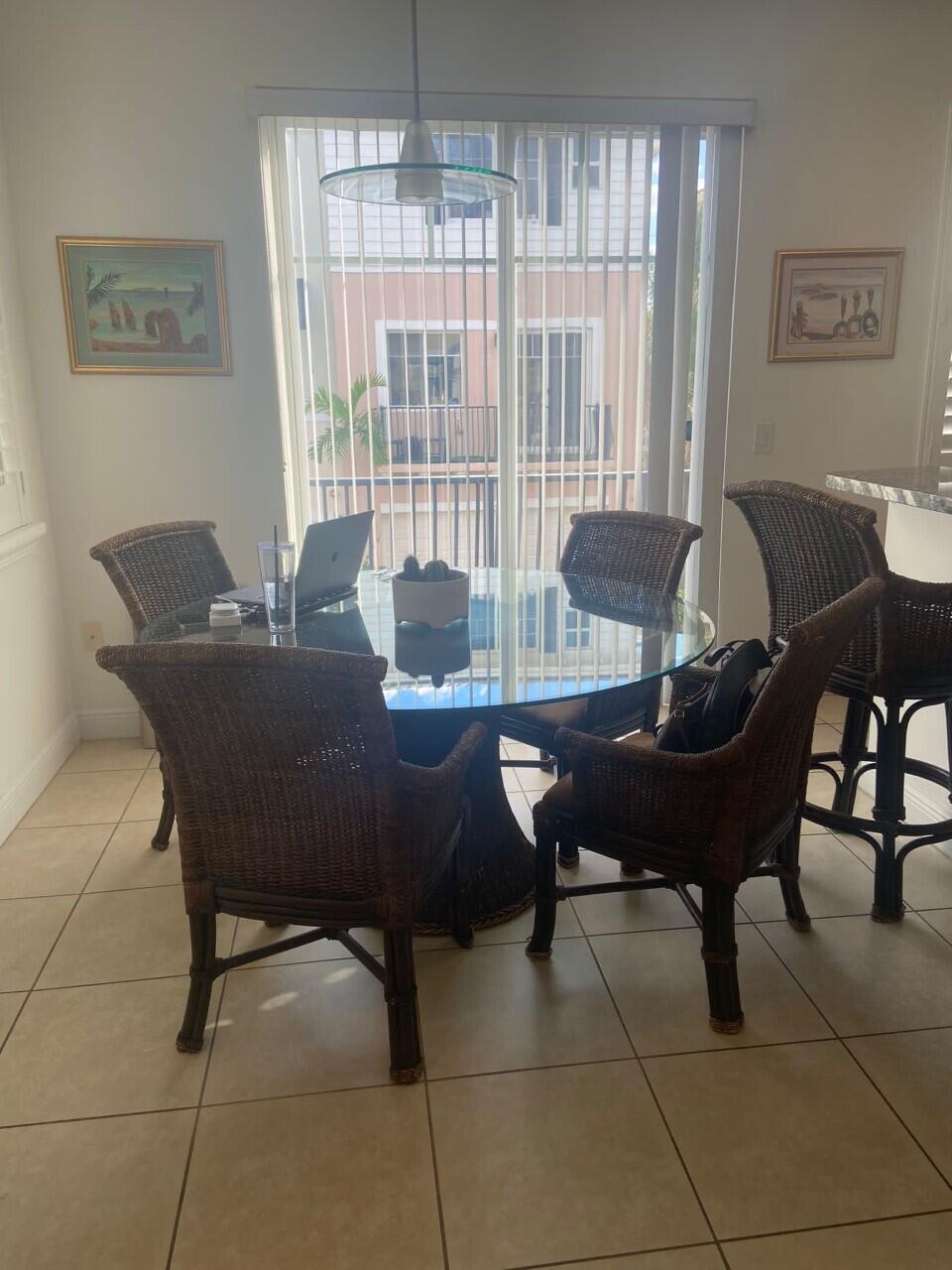 566 Northwest 35th Place Boca Raton, FL 33431 - Photo 5 of 16 thumbnail_8cee5519-0d3a-40e2-a1f6-8042c7