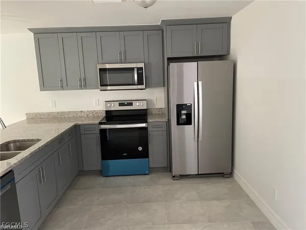 $1,600 | 1114 Capetown Avenue, Unit B, Lehigh Acres, FL 33974
