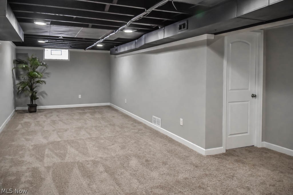 5892 Stow Road Hudson, OH 44236 - Photo 20 of 28 Rec room