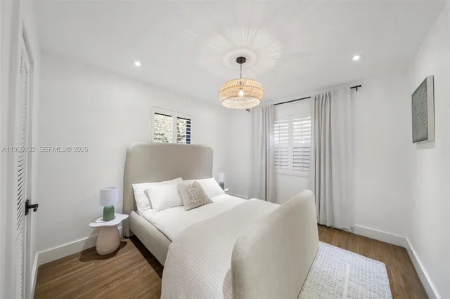 $1,495,000 | 1970 Southwest 32nd Place, Miami, FL 33145