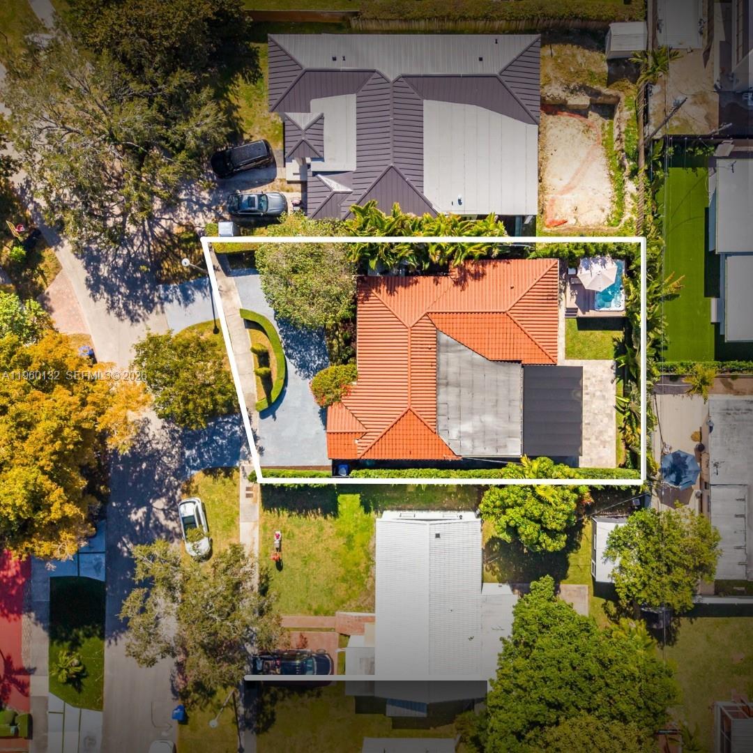 1970 Southwest 32nd Place Miami, FL 33145 - Photo 34 of 42