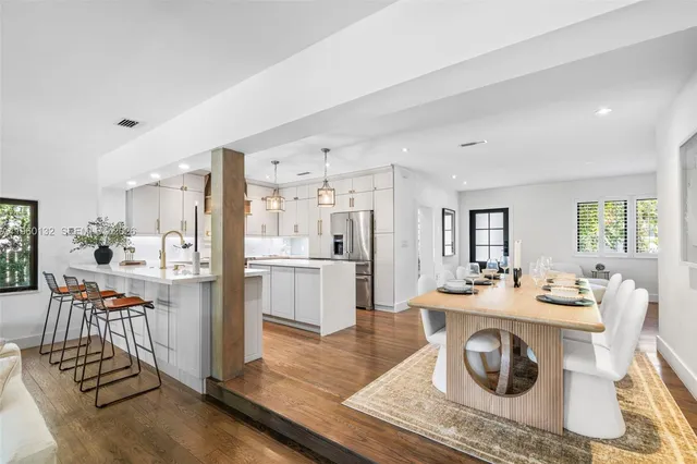 $1,495,000 | 1970 Southwest 32nd Place, Miami, FL 33145