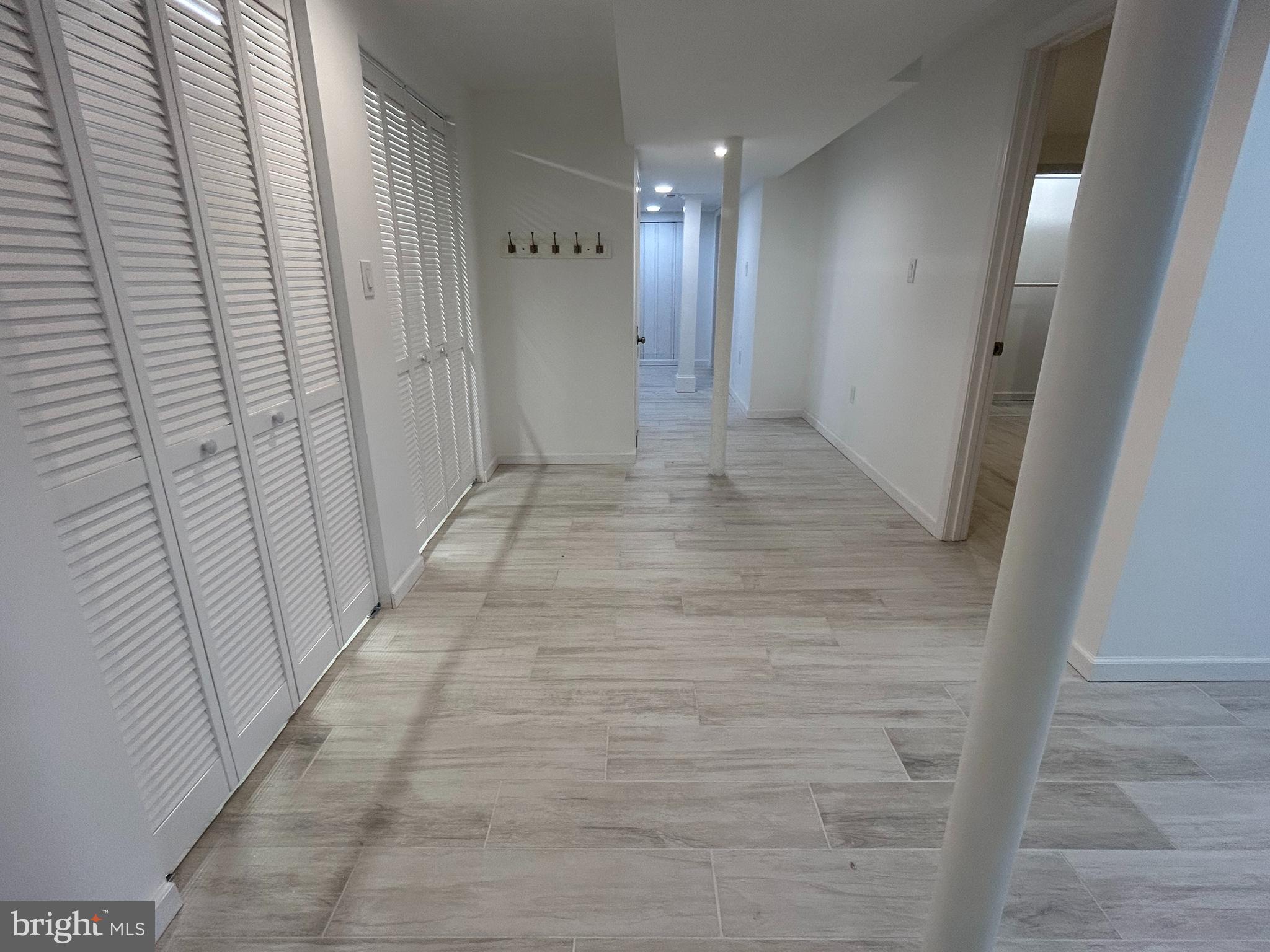 7131 Gormel Drive Springfield, VA 22150 - Photo 10 of 27 a view of hallway