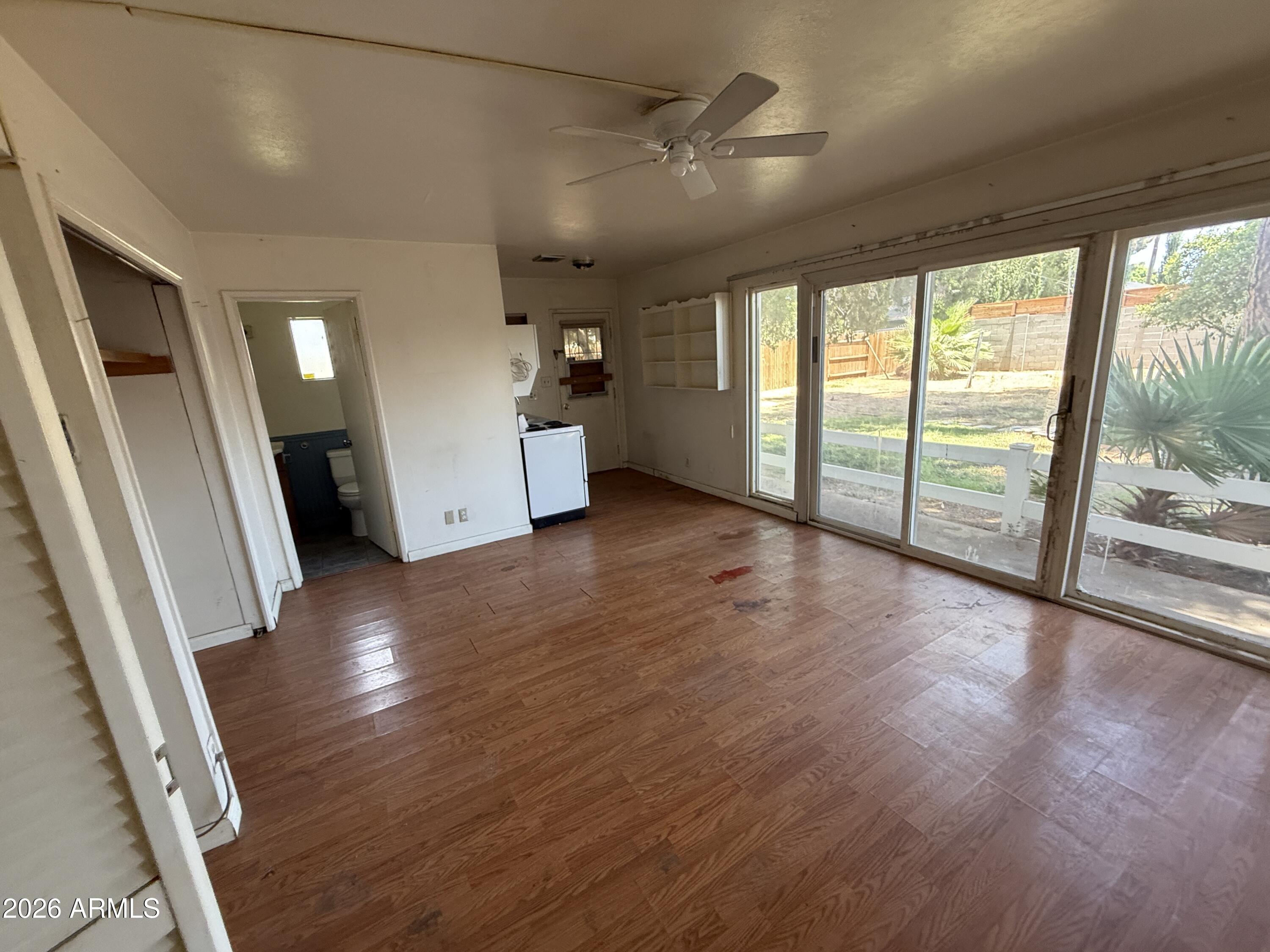 1112 West Bethany Home Road Phoenix, AZ 85013 - Photo 12 of 16
