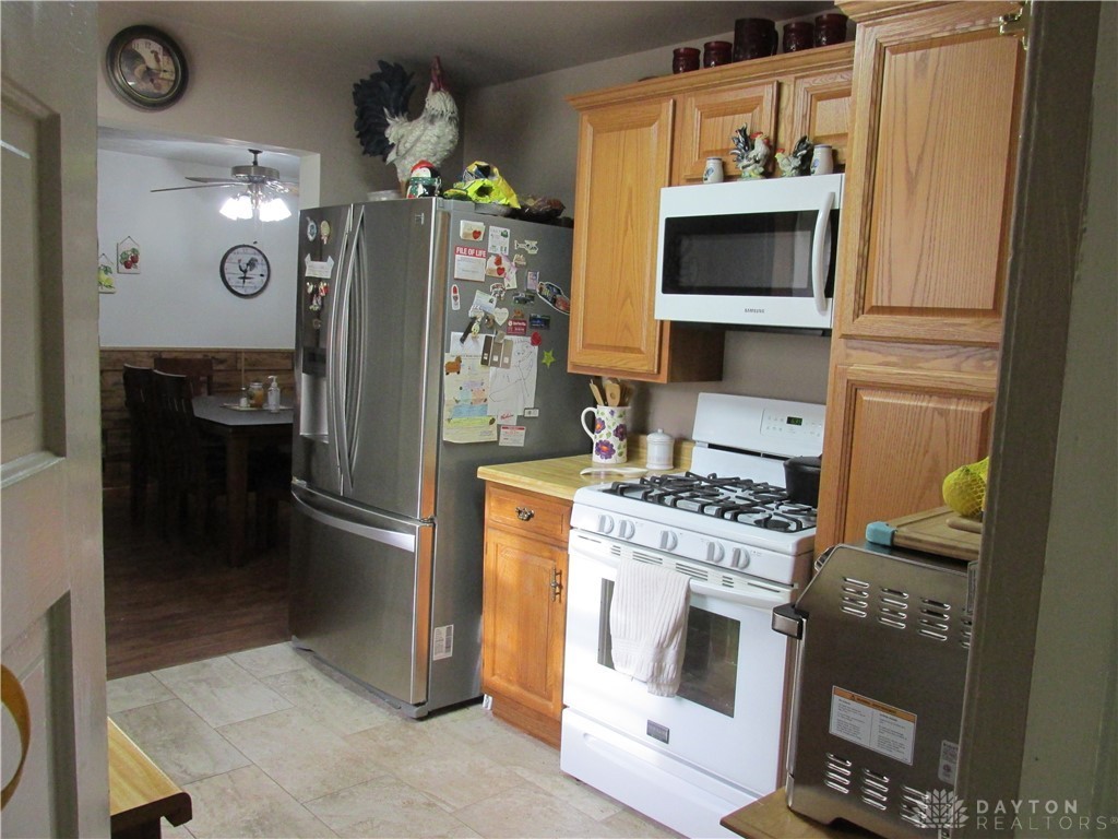 5751 Pitchin Road South Springfield, OH 45502 - Photo 5 of 18