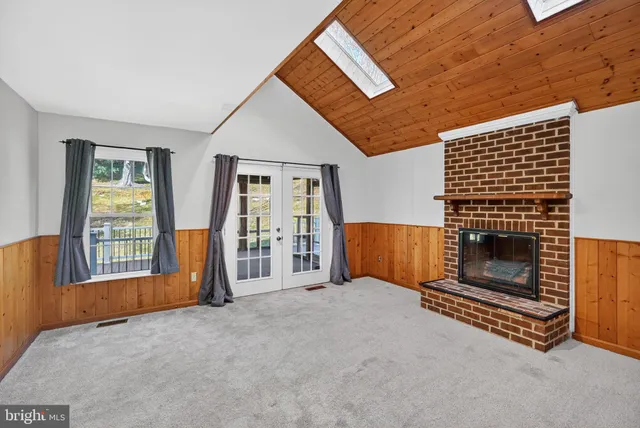 $635,000 | 24004 Desert Wine Court, Damascus, MD 20872