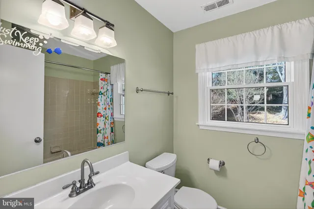 $635,000 | 24004 Desert Wine Court, Damascus, MD 20872