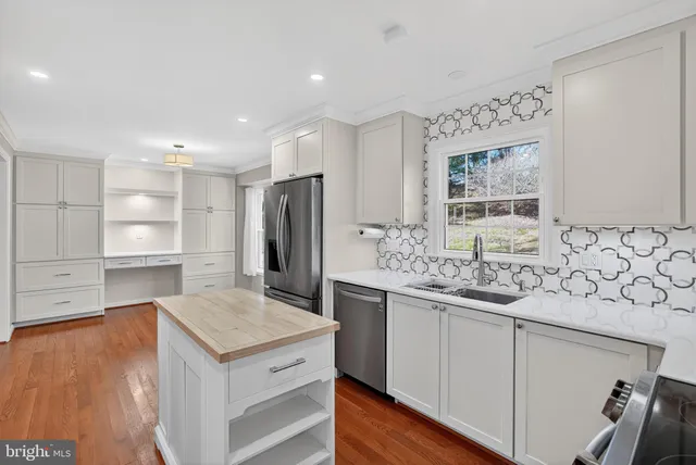 $635,000 | 24004 Desert Wine Court, Damascus, MD 20872