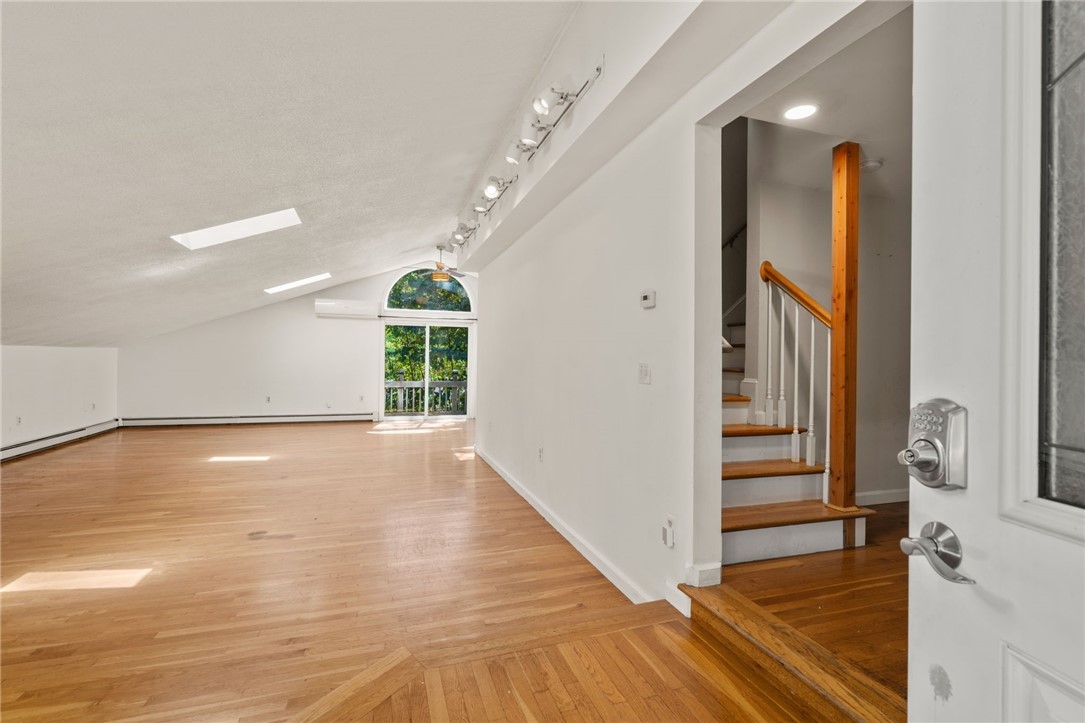 180 Leigh Road Cumberland, RI 02864 - Photo 19 of 33