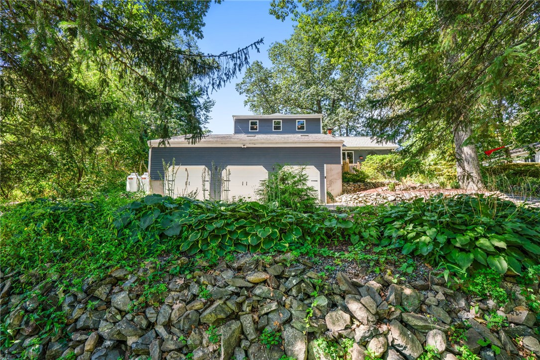 180 Leigh Road Cumberland, RI 02864 - Photo 29 of 33