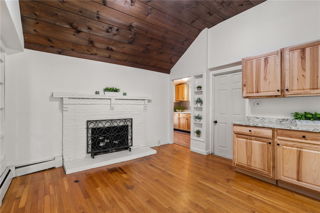 180 Leigh Road Cumberland, RI 02864 - Photo 6 of 33