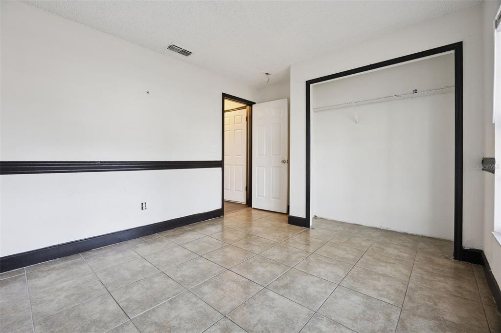 1623 Ridge Pointe Drive Orlando, FL 32808 - Photo 10 of 15