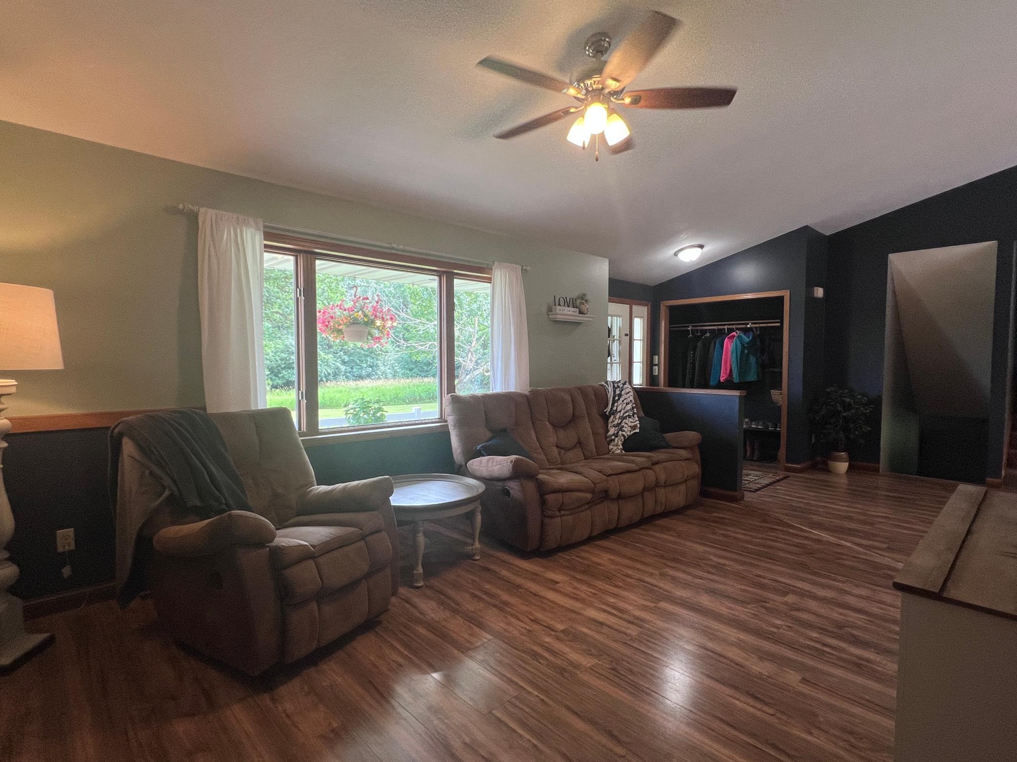 801 North Jefferson Avenue Sebeka, MN 56477 - Photo 10 of 38