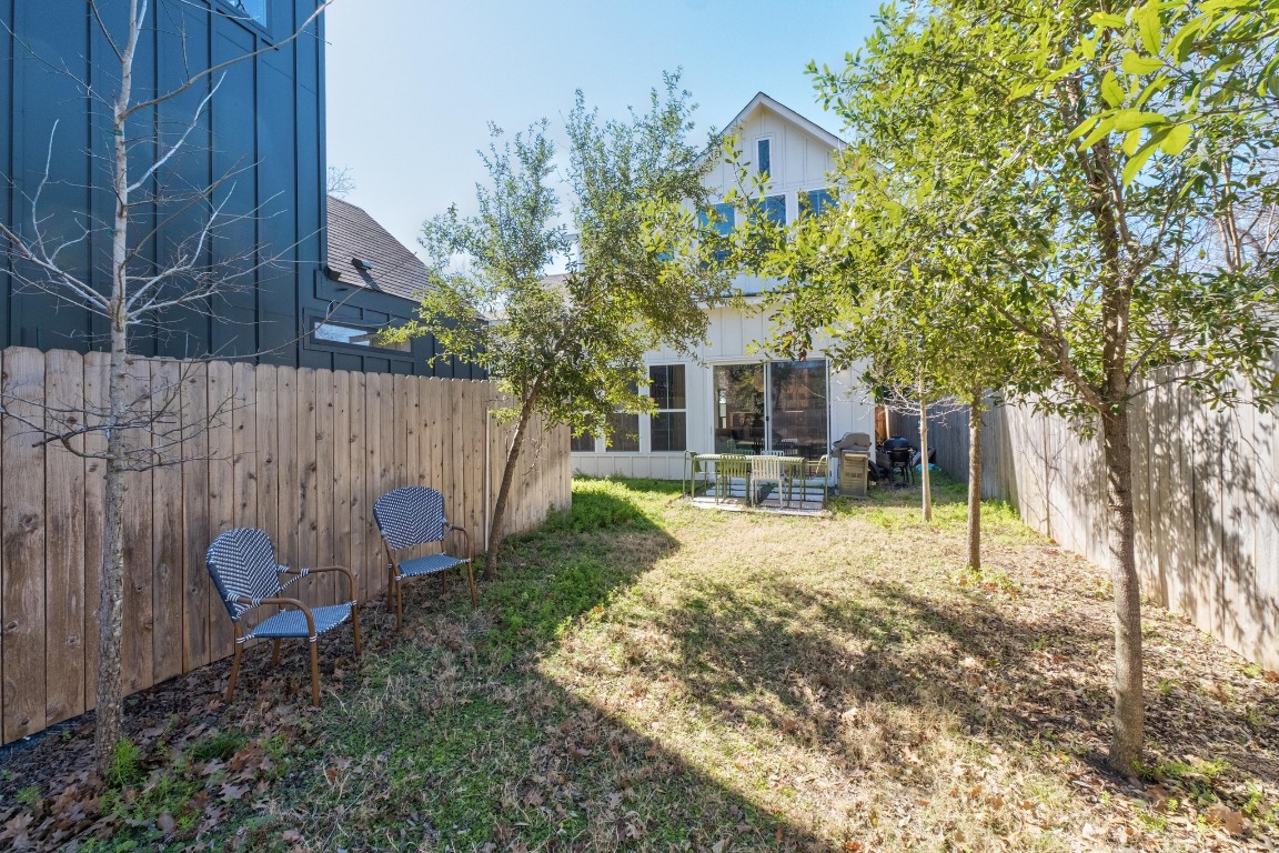 3302 Thompson Street, Unit 1 Austin, TX 78702 - Photo 28 of 32