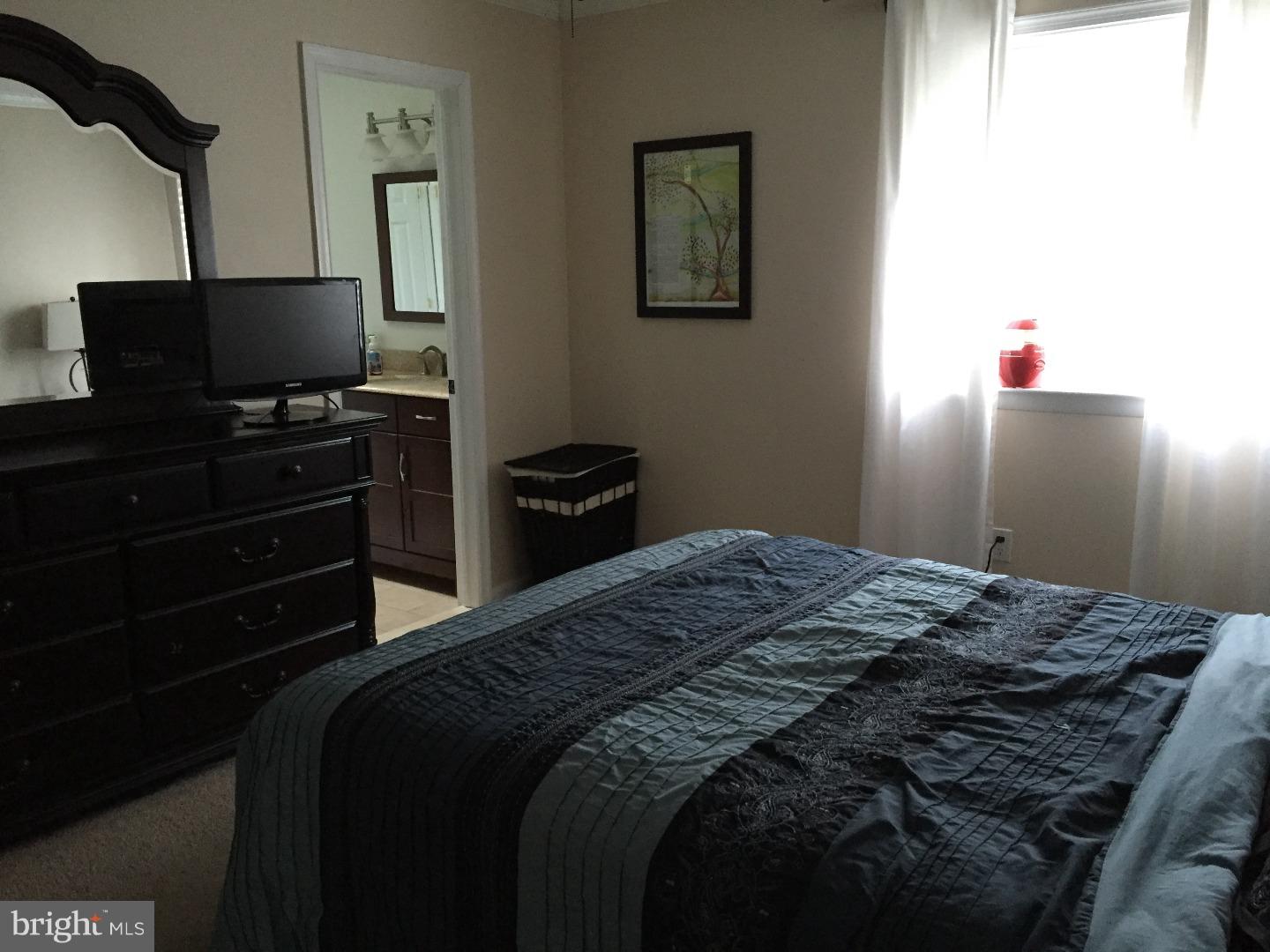536 Whetstone Road Horsham, PA 19044 - Photo 11 of 18 Bedroom - Main
