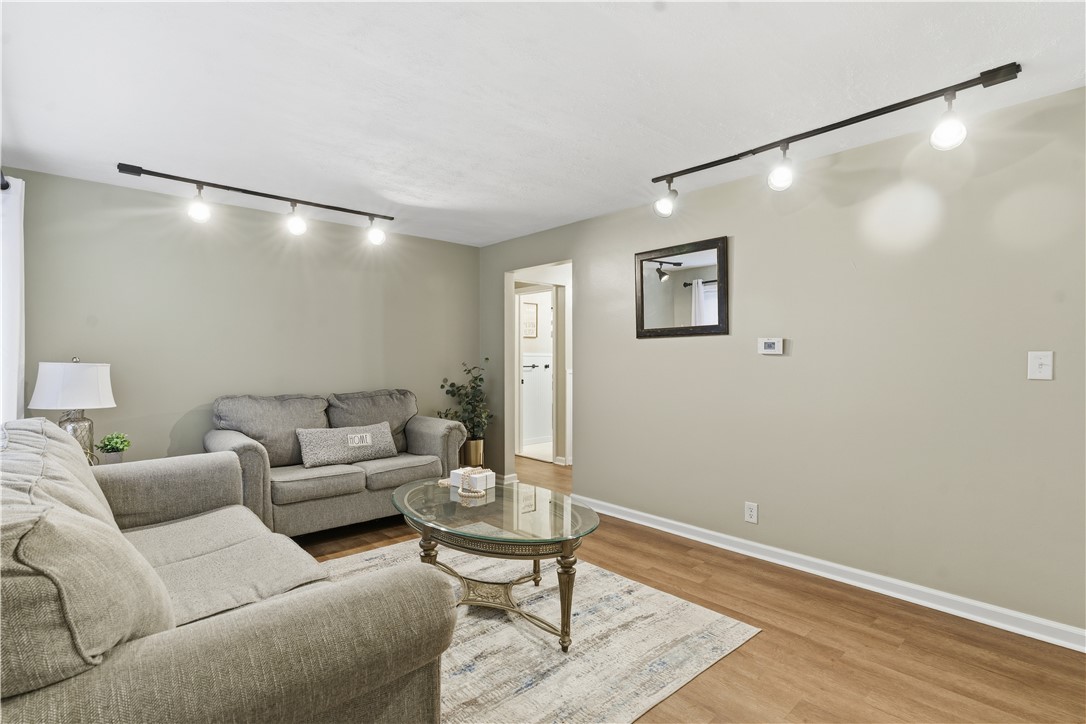 510 Klem Road Webster, NY 14580 - Photo 8 of 23