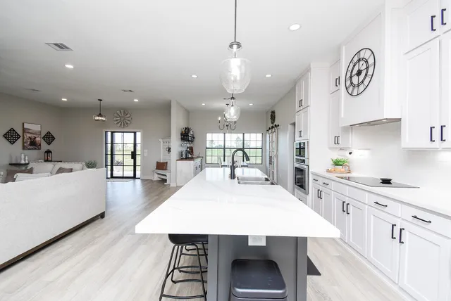 $765,000 | 15007 Barak Road, Guy, TX 77444