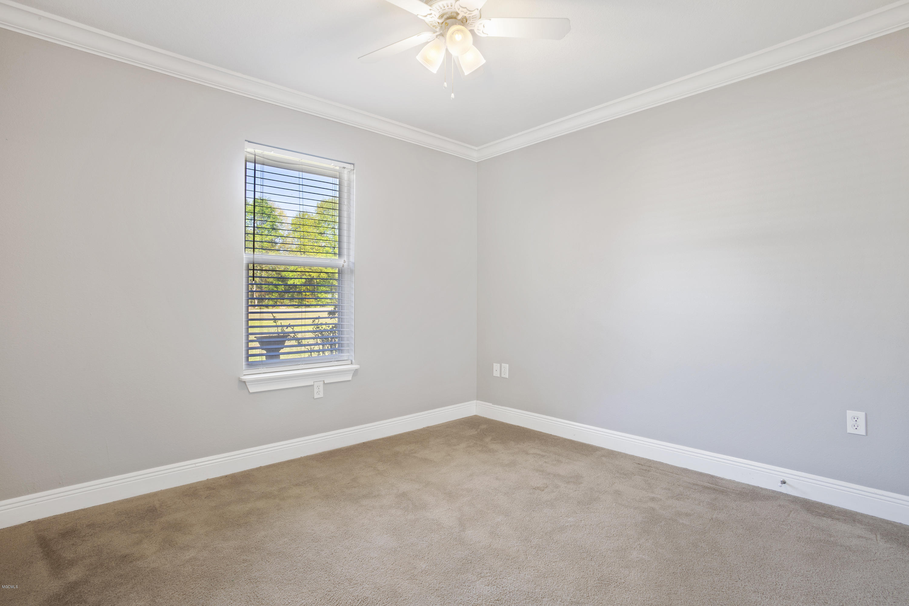 11110 Vidalia Road Pass Christian, MS 39571 - Photo 17 of 24 017