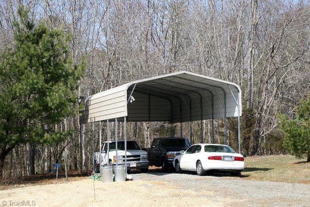 4405 Hurt Road Jonesville, NC 28642 - Photo 8 of 11 RV carport