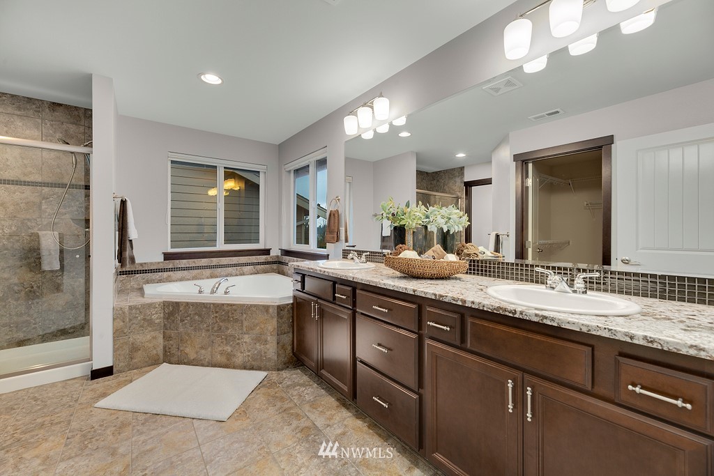 19033 4th Drive Southeast Bothell, WA 98012 - Photo 15 of 30 Gallery Image 15