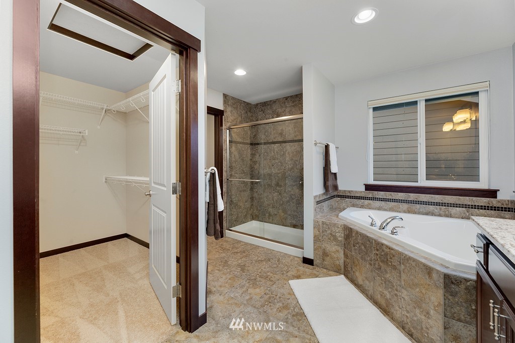 19033 4th Drive Southeast Bothell, WA 98012 - Photo 16 of 30 Gallery Image 16