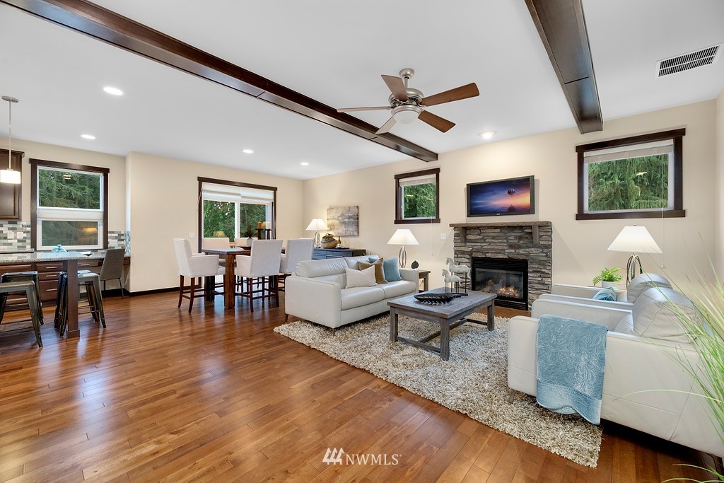19033 4th Drive Southeast Bothell, WA 98012 - Photo 6 of 30 Gallery Image 6
