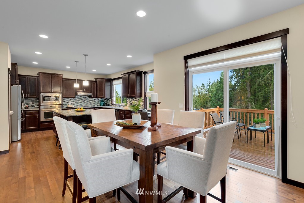 19033 4th Drive Southeast Bothell, WA 98012 - Photo 10 of 30 Gallery Image 10