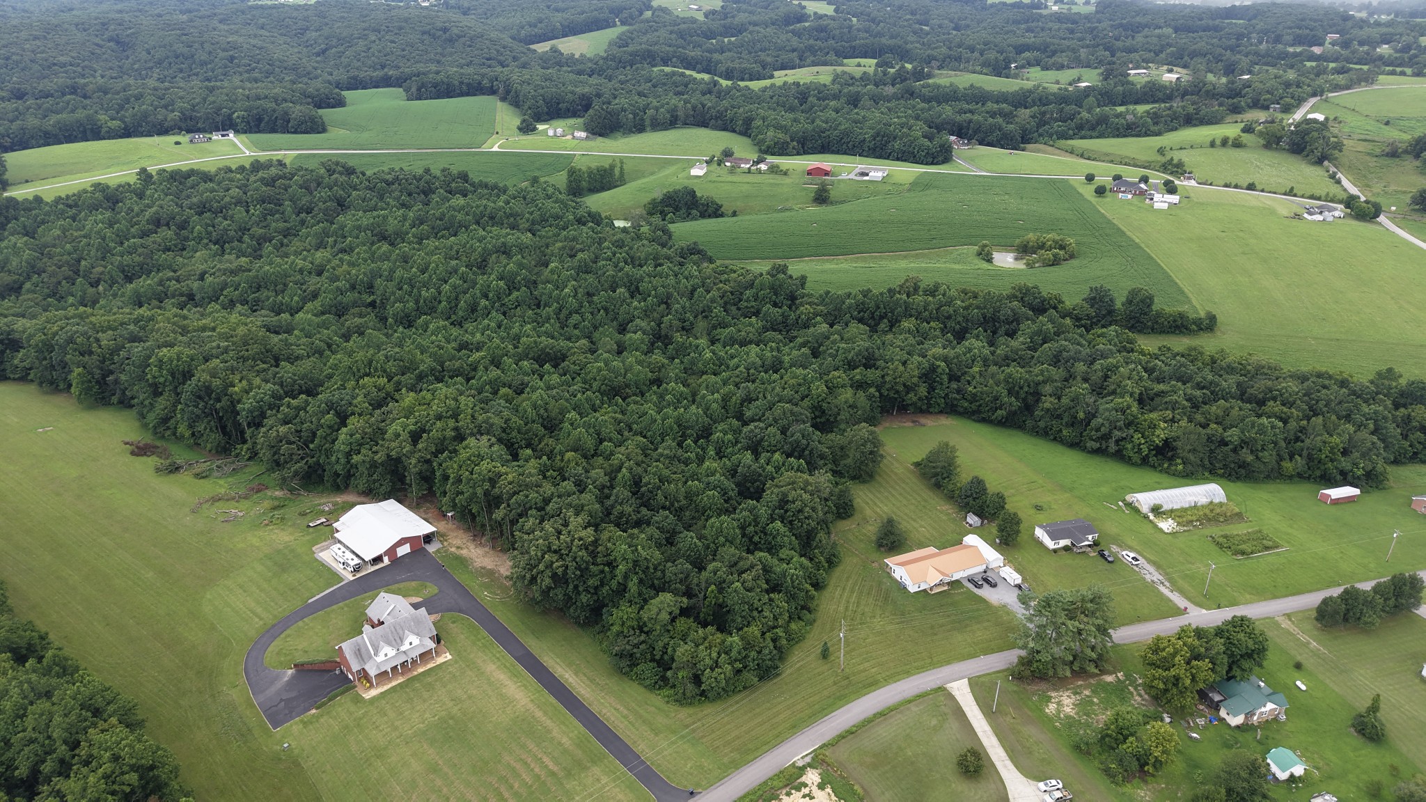 4423 Highland Road Lafayette, TN 37083 - Photo 15 of 32