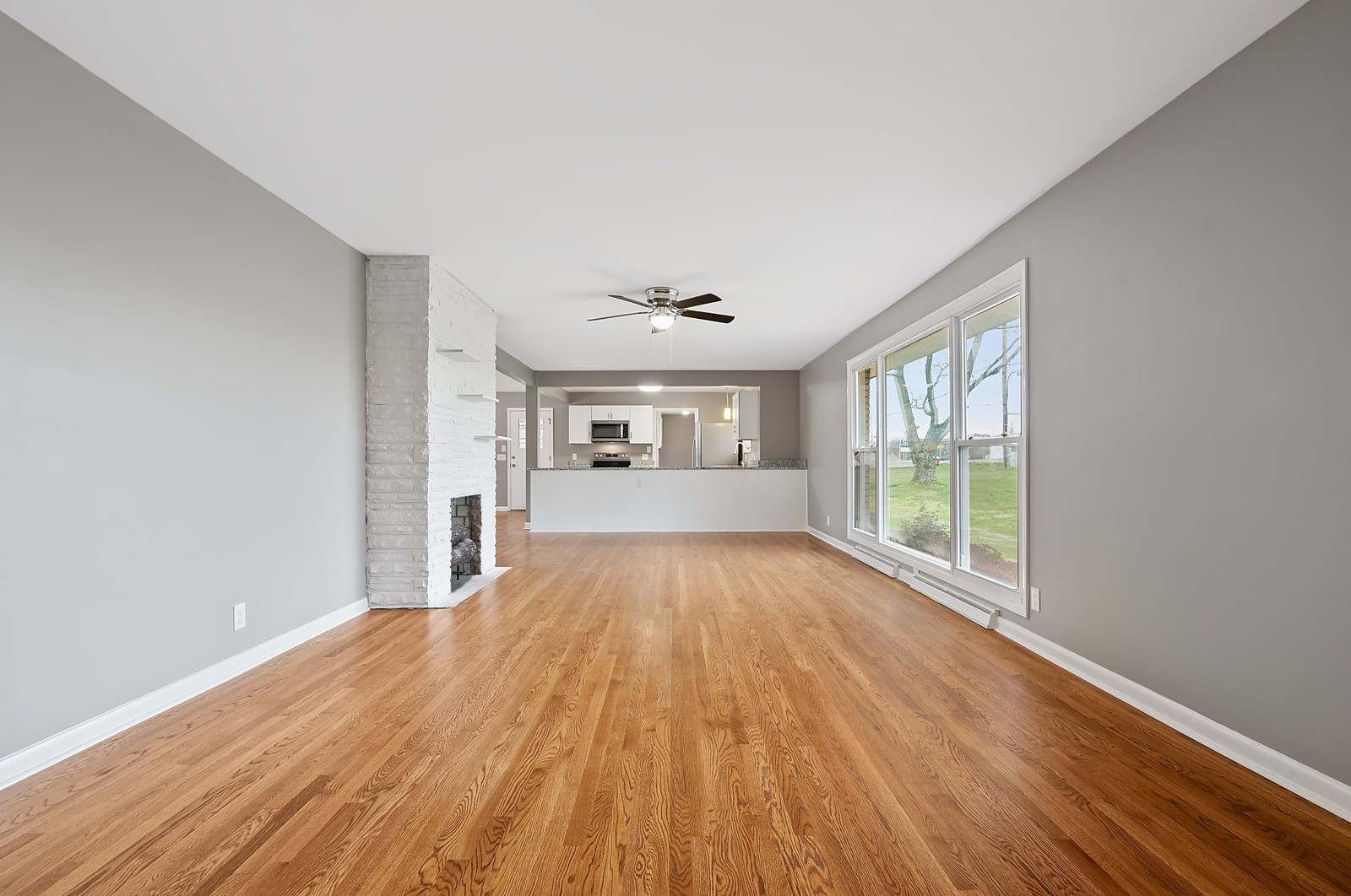 1401 5th Avenue West Springfield, TN 37172 - Photo 4 of 35 Gallery Image 4