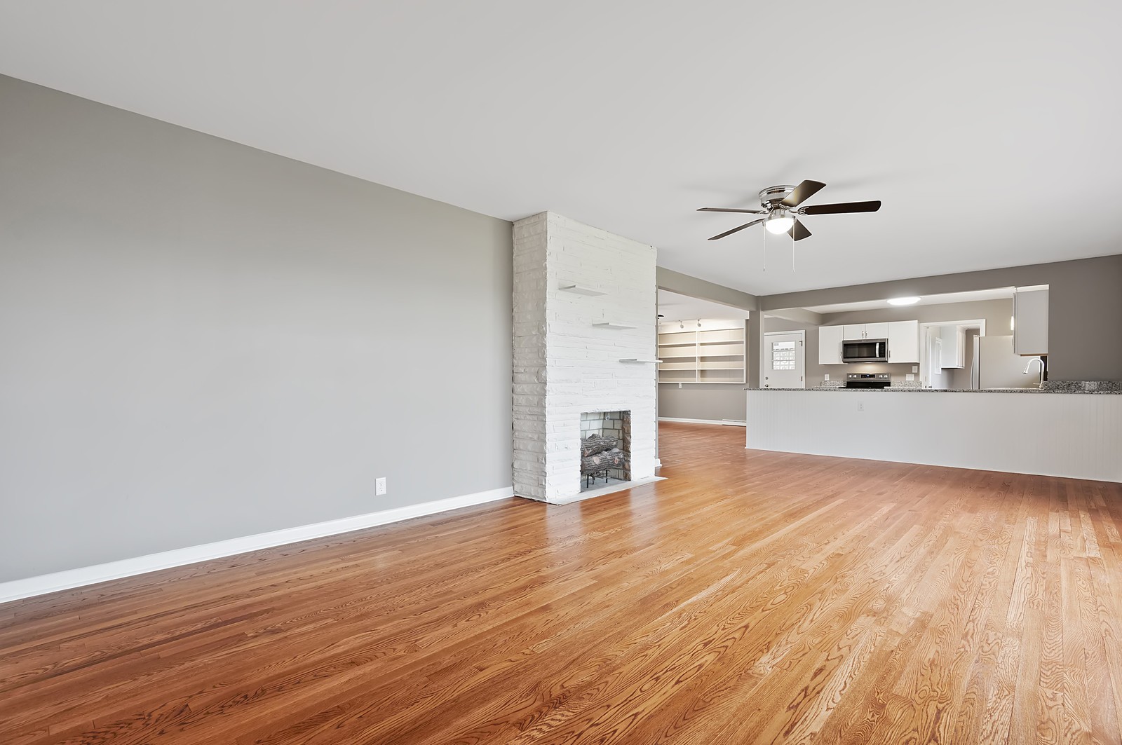 1401 5th Avenue West Springfield, TN 37172 - Photo 5 of 35 Gallery Image 5
