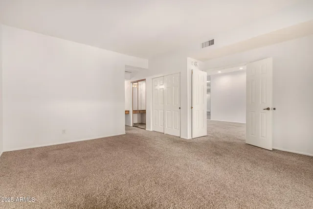 $389,000 | 5200 South Lakeshore Drive, Unit 206, Tempe, AZ 85283