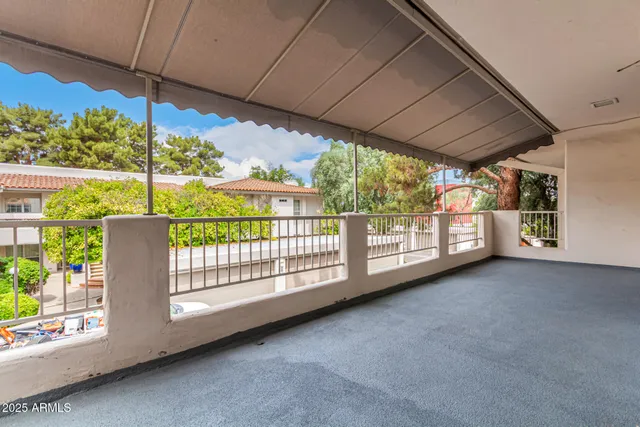 $389,000 | 5200 South Lakeshore Drive, Unit 206, Tempe, AZ 85283