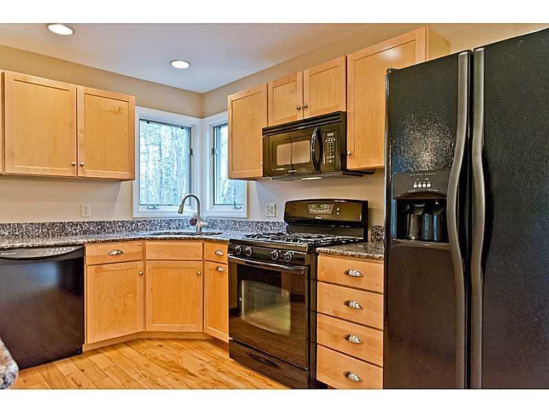 235 Sweden Road Bridgton, ME 04009 - Photo 7 of 35 Kitchen.