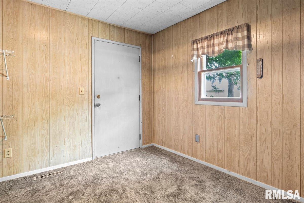 321 Parkview Drive Rochester, IL 62563 - Photo 20 of 23