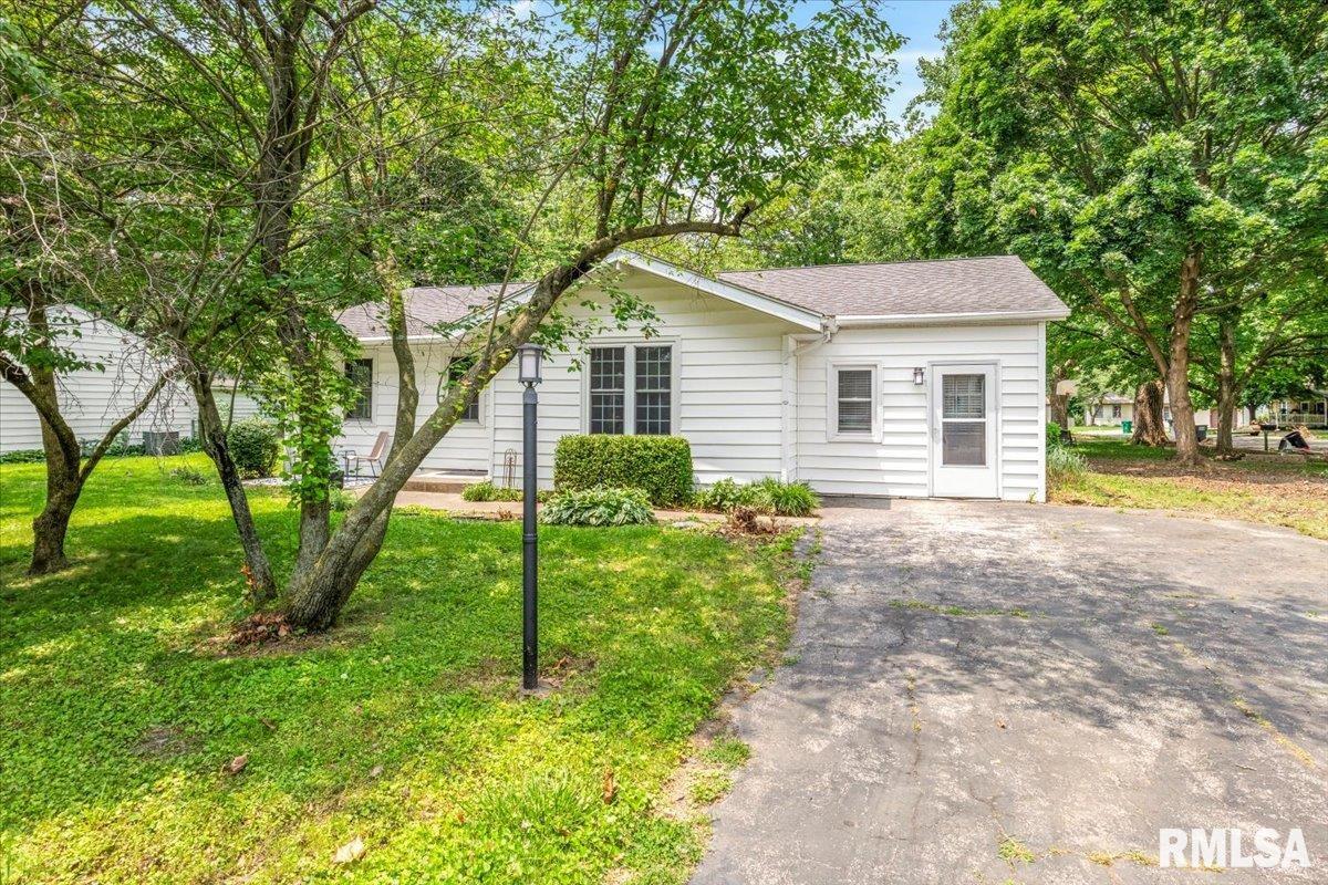 321 Parkview Drive Rochester, IL 62563 - Photo 4 of 23