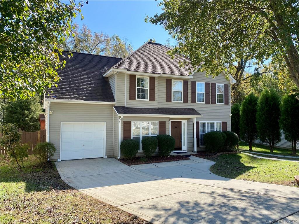 3517 Nevin Brook Road Charlotte, NC 28269 - Photo 1 of 18 Gallery Image 1