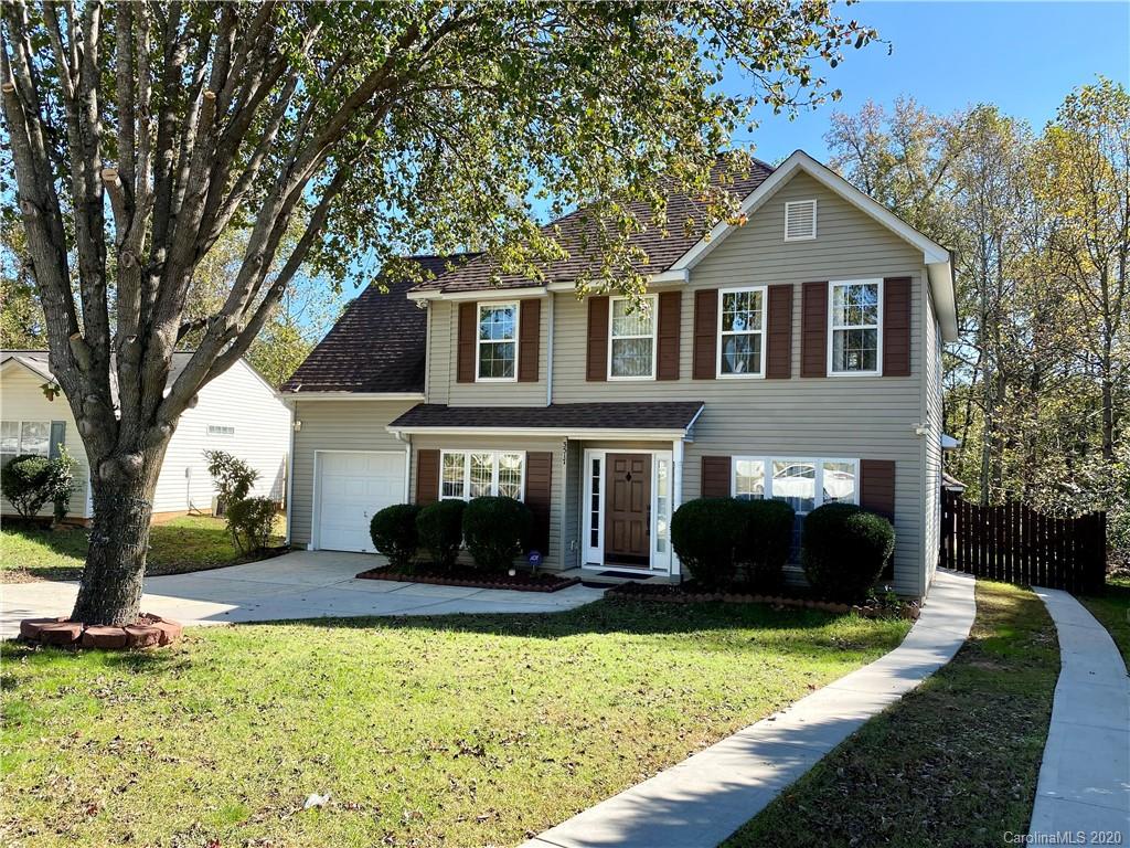 3517 Nevin Brook Road Charlotte, NC 28269 - Photo 2 of 18 Gallery Image 2