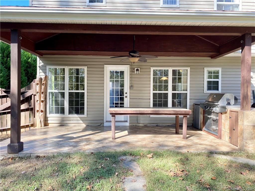 3517 Nevin Brook Road Charlotte, NC 28269 - Photo 6 of 18 Gallery Image 6