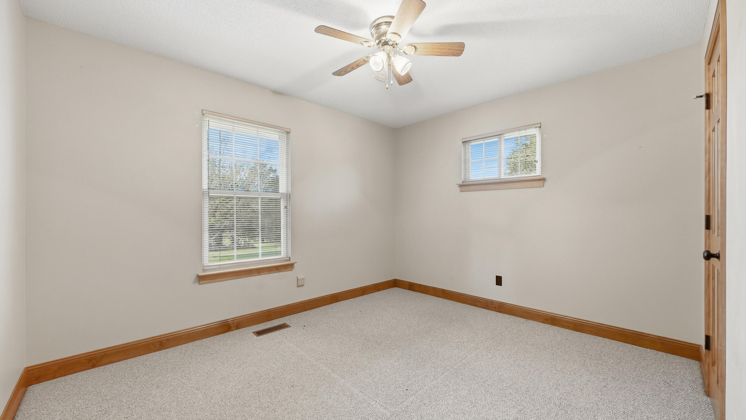 7931 Short Tail Springs Road Ooltewah, TN 37363 - Photo 25 of 61 25_7931 short tail springs rd-25