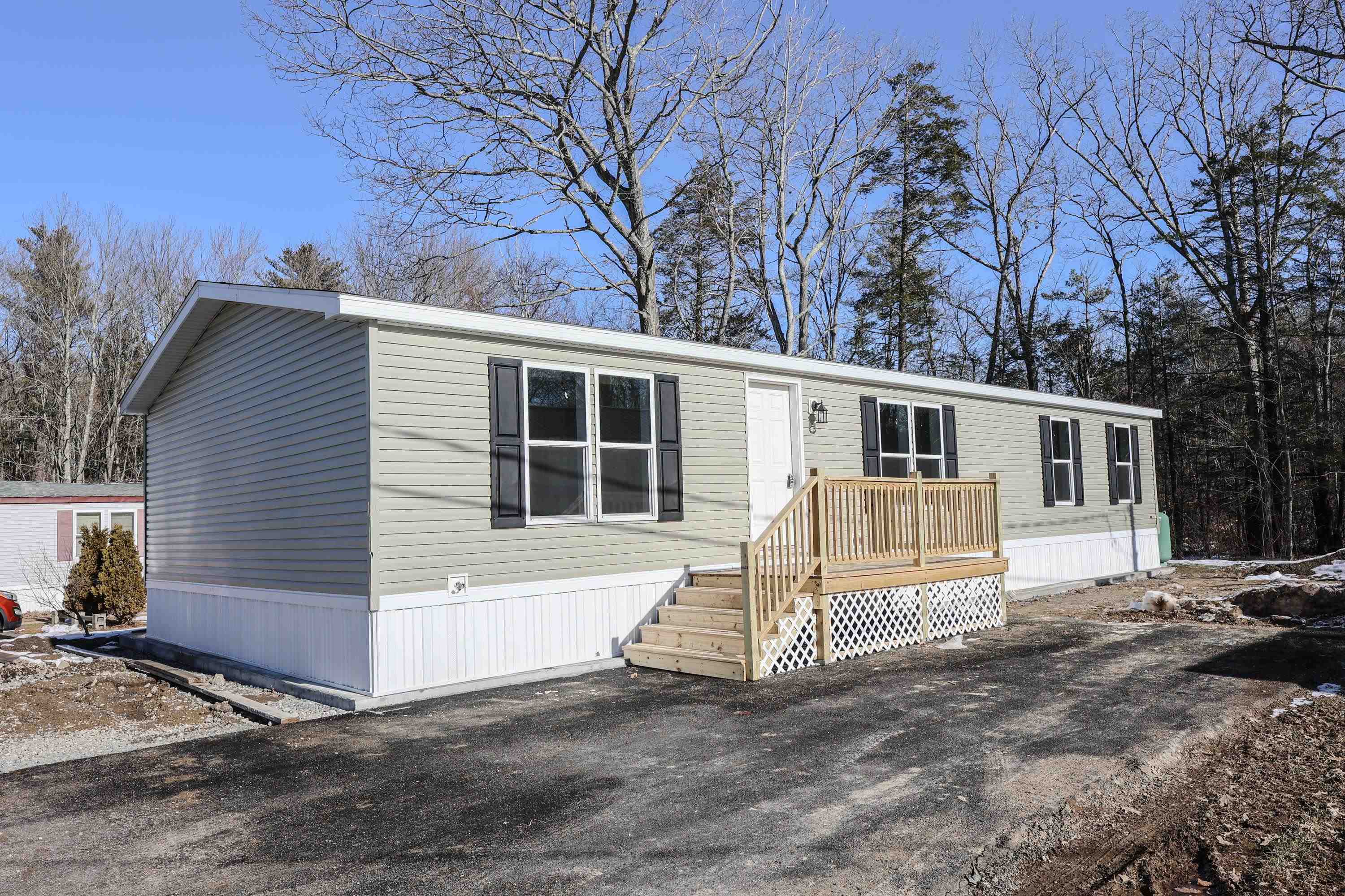 8 Hemlock Street Exeter, NH 03833 - Photo 2 of 36