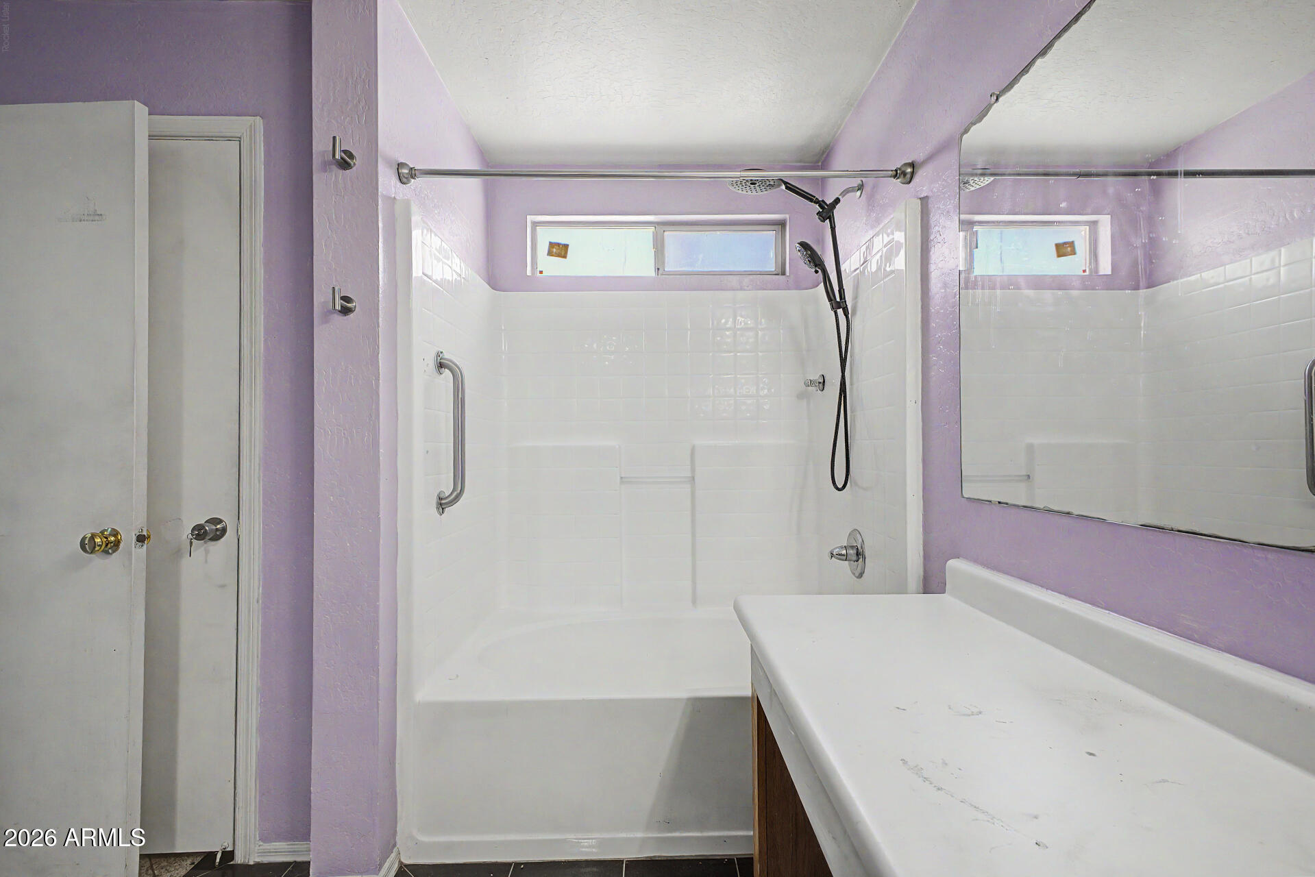 3222 West Apollo Road Phoenix, AZ 85041 - Photo 19 of 29 20 - Apollo