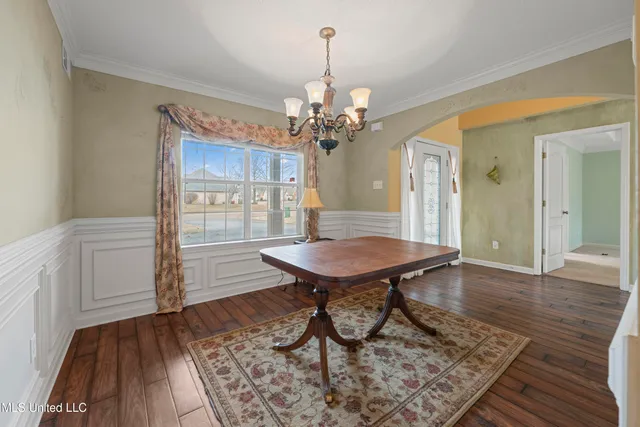 $299,998 | 9861 Alexanders Ridge Drive, Olive Branch, MS 38654